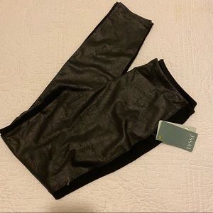 NWT Lysse Textured Black Leggings - M